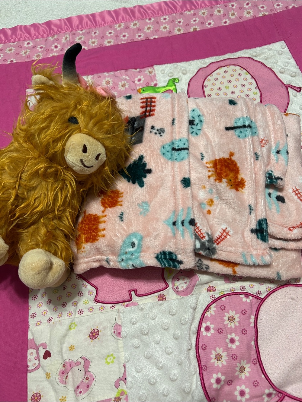 Golden Shaggy Highland Cow Plush with Soft Cream Accents